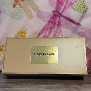 Michael Kors Bath & Body Gift Set Box